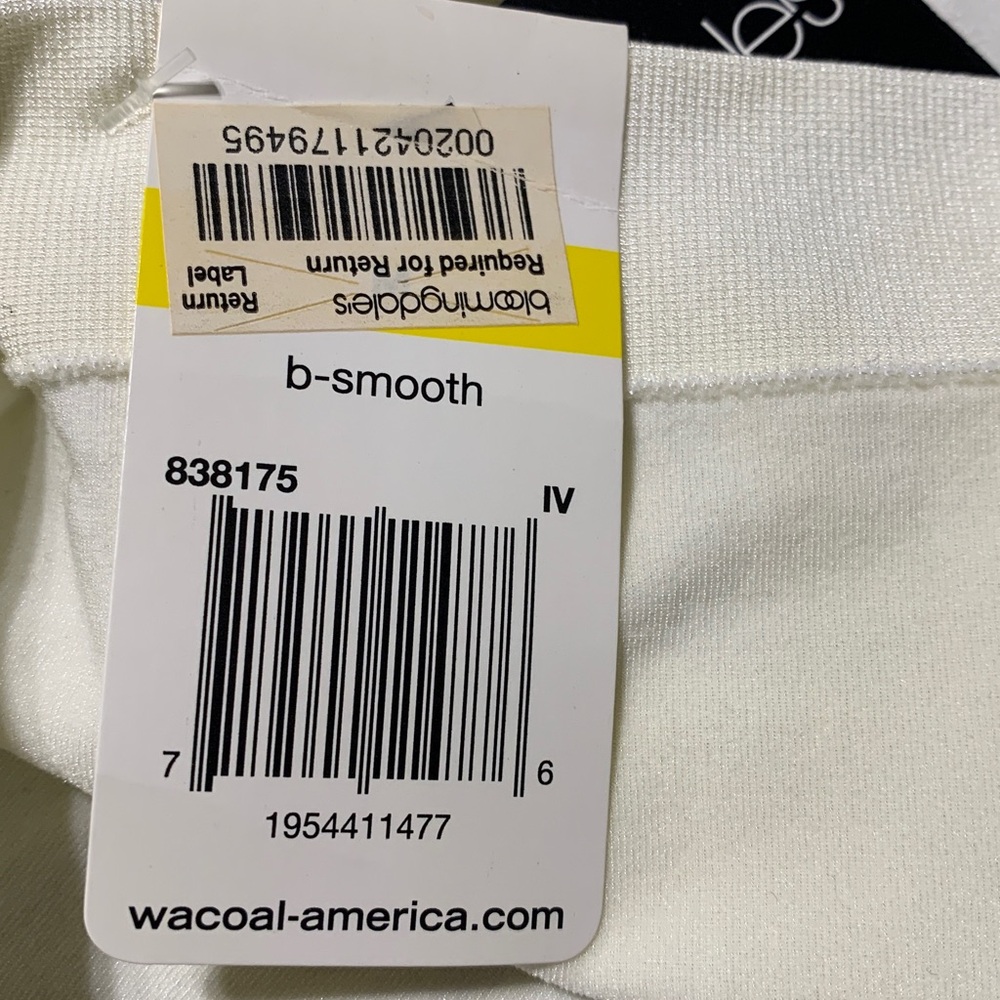Wacoal B-Smooth Ivory Full Brief Size M NWT - Picture 8 of 8